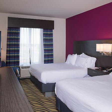 Holiday Inn Express Hutchison By Ihg Hutchinson Kültér fotó
