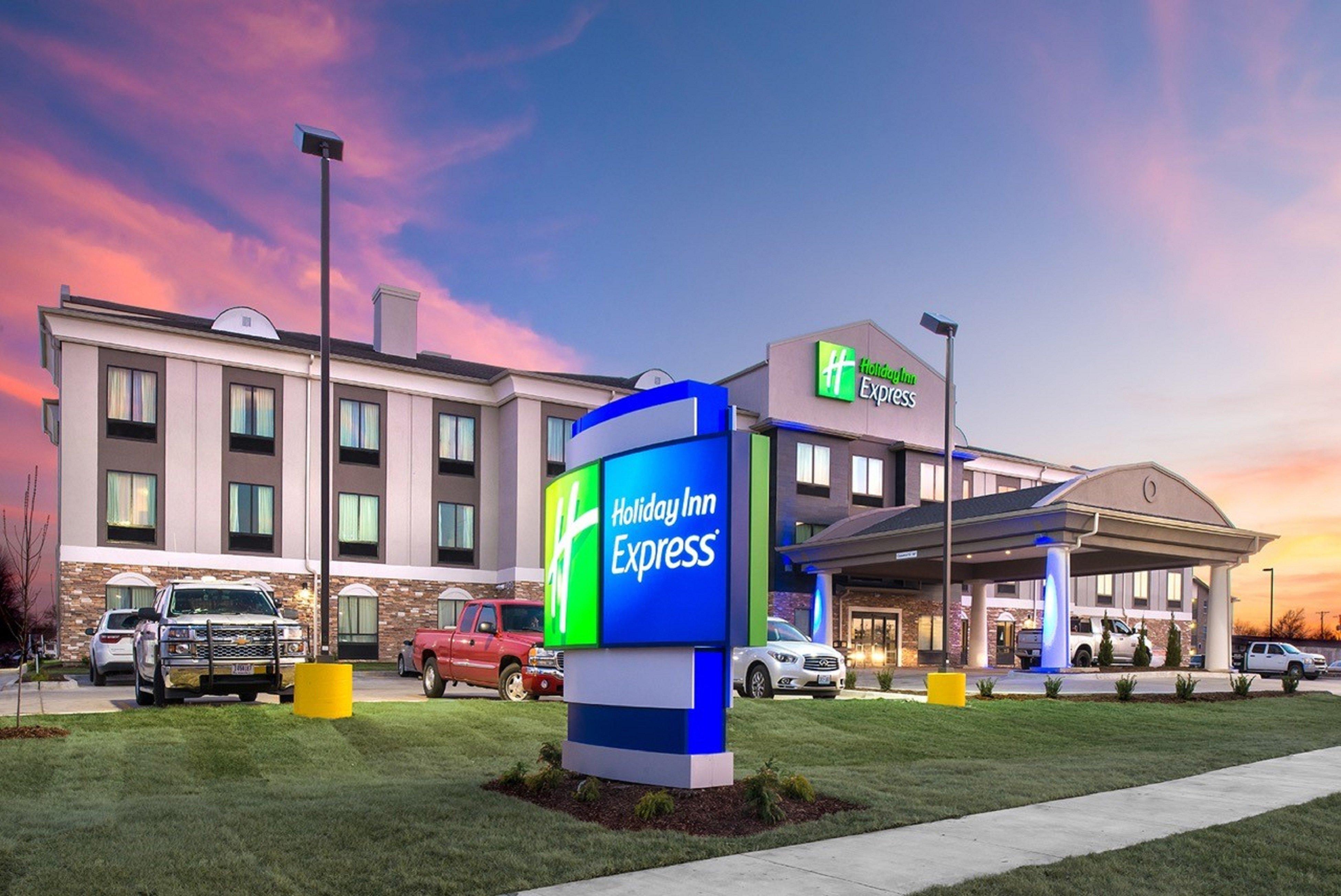 Holiday Inn Express Hutchison By Ihg Hutchinson Kültér fotó