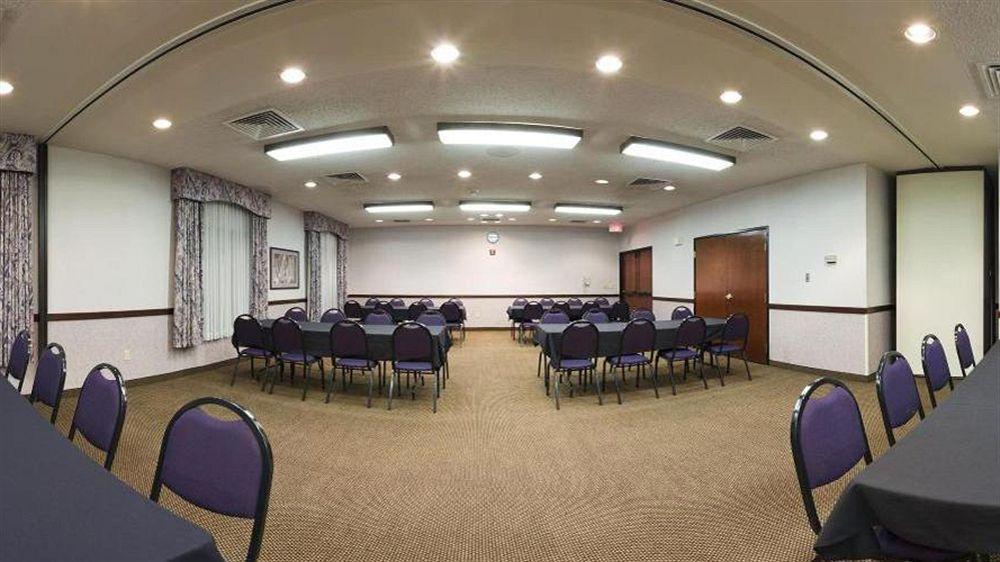 Holiday Inn Express Hutchison By Ihg Hutchinson Kültér fotó